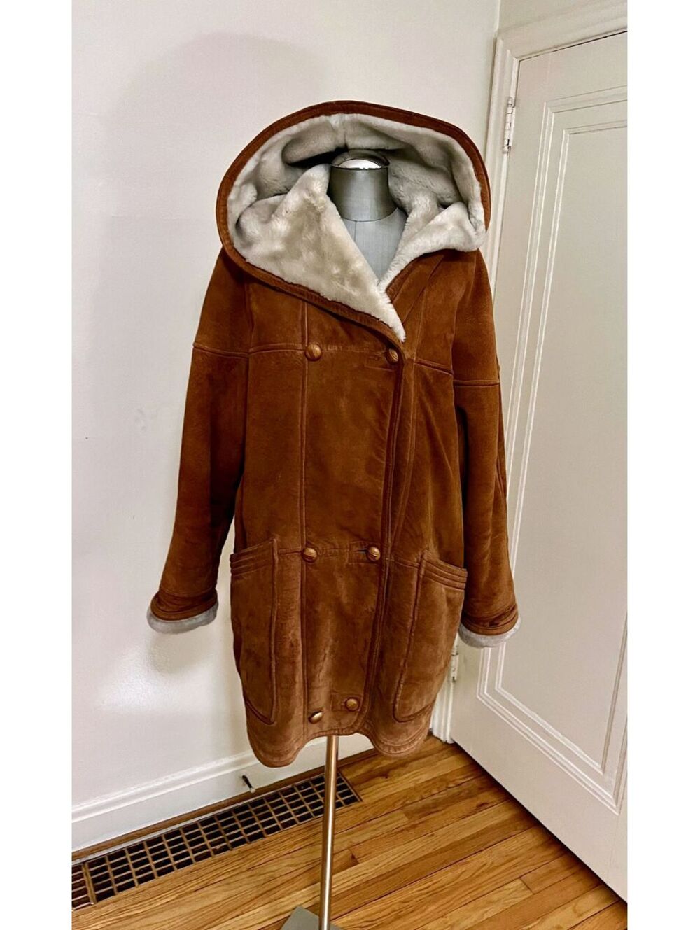 Vintage The Limited London Paris New York Genuine Leather Hooded Coat – Sz Large